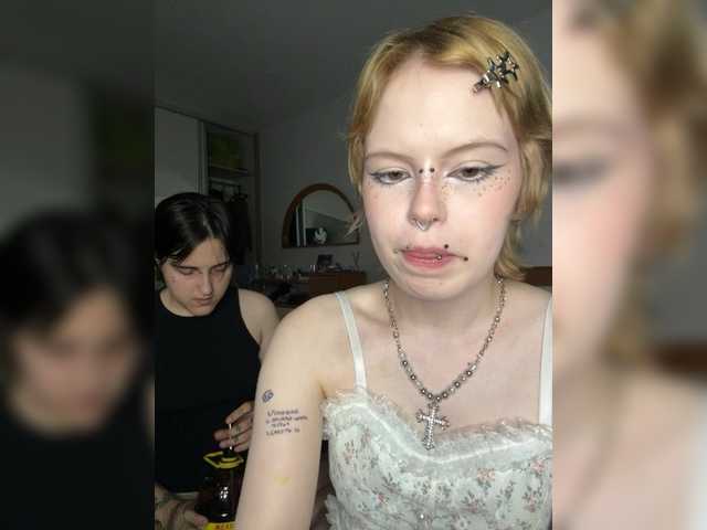 AliceAndMia