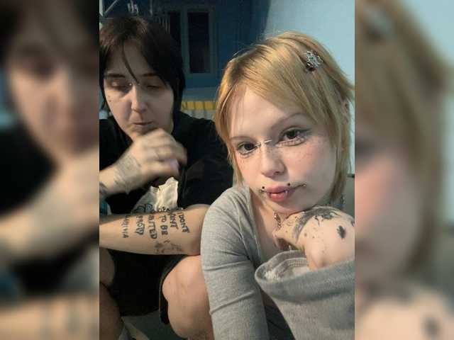 AliceAndMia