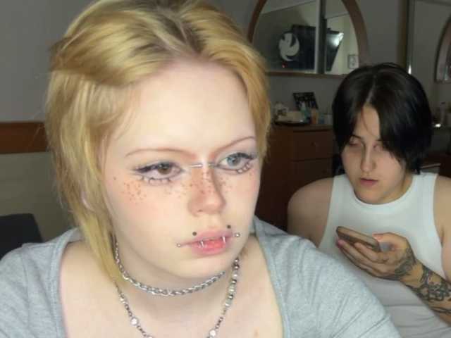 AliceAndMia