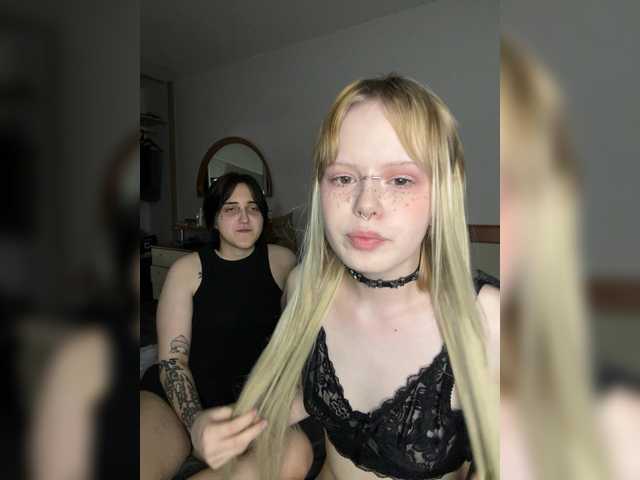 AliceAndMia