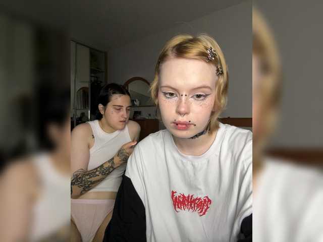 AliceAndMia