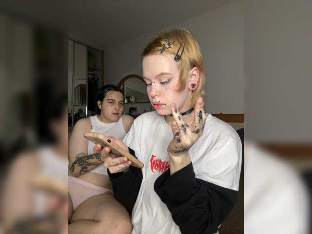 AliceAndMia