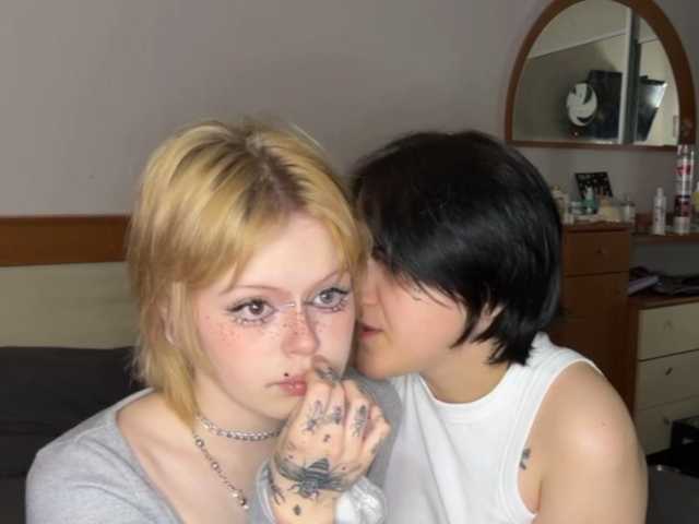 AliceAndMia