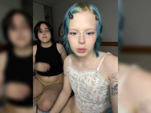 AliceAndMia