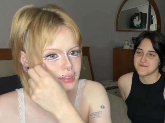 AliceAndMia