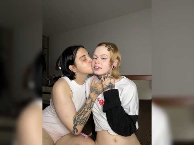 AliceAndMia