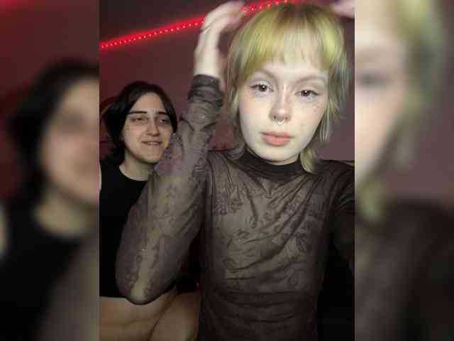 AliceAndMia