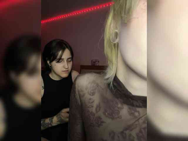 AliceAndMia