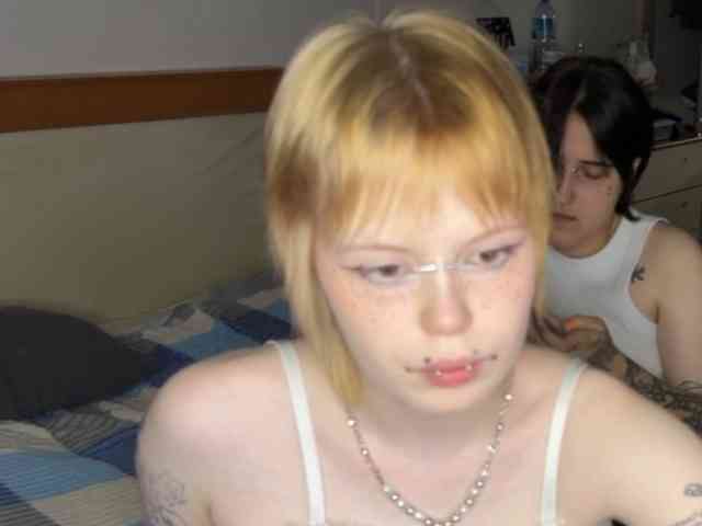 AliceAndMia AliceAndMia
