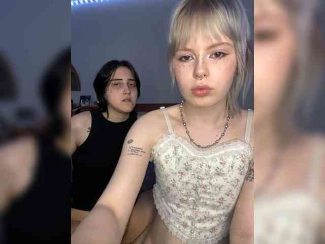 AliceAndMia