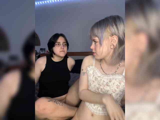 Model: AliceAndMia