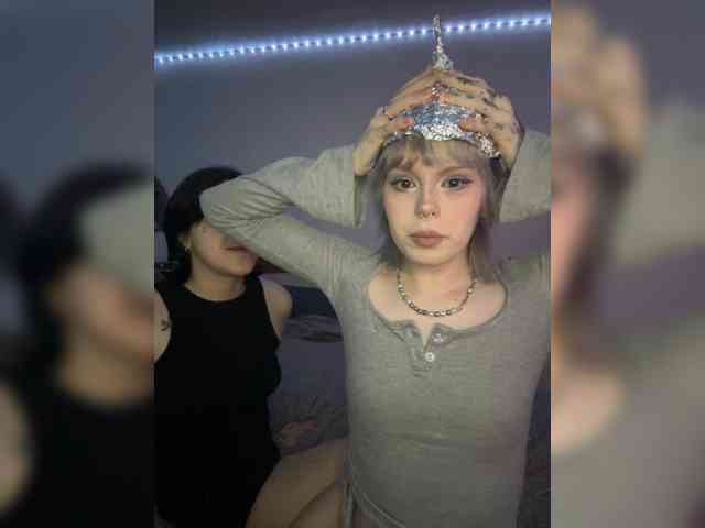 AliceAndMia
