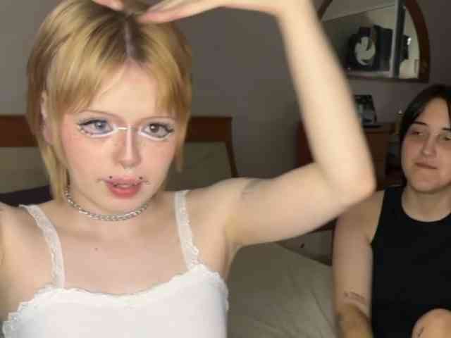 AliceAndMia
