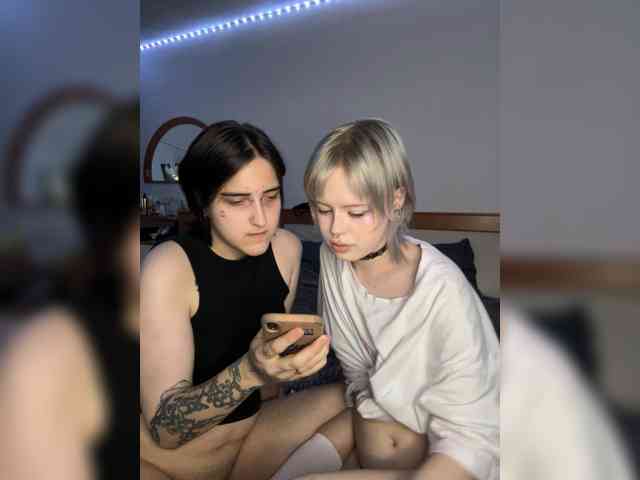 AliceAndMia