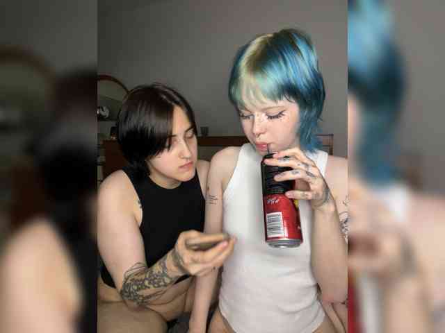 live cam sex AliceAndMia