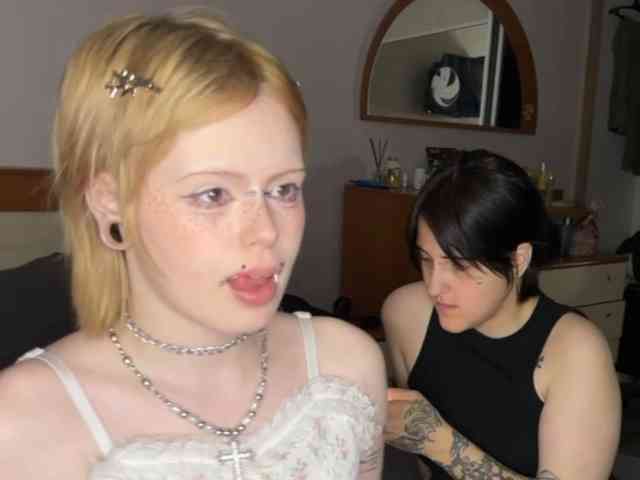 AliceAndMia