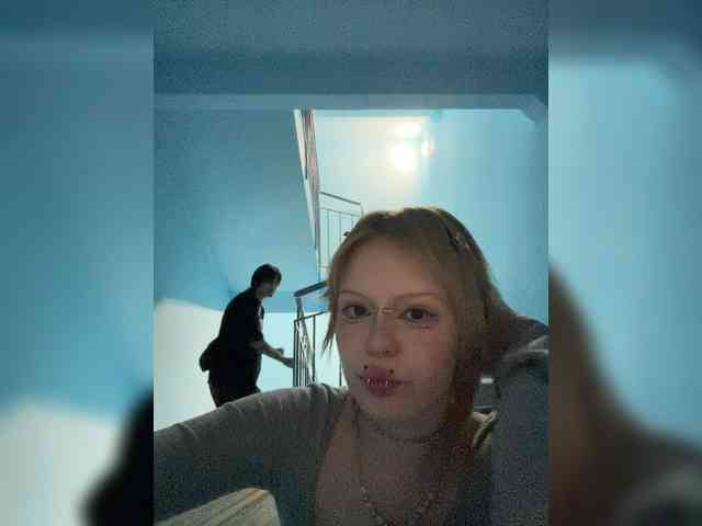 AliceAndMia
