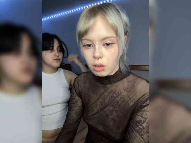 AliceAndMia