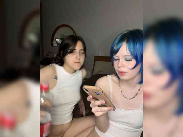 Модель: AliceAndMia