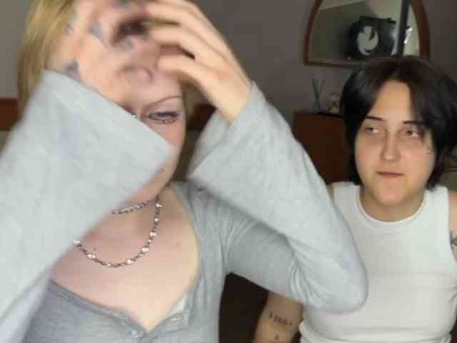 AliceAndMia AliceAndMia