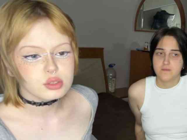 AliceAndMia