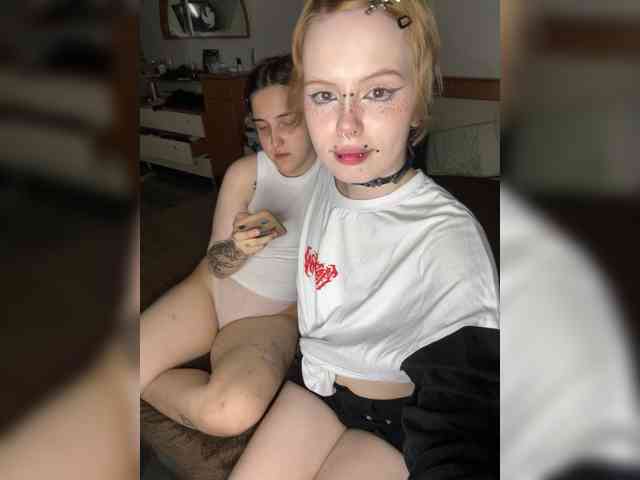 Model: AliceAndMia