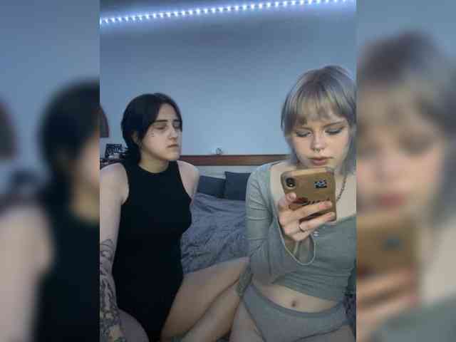 AliceAndMia