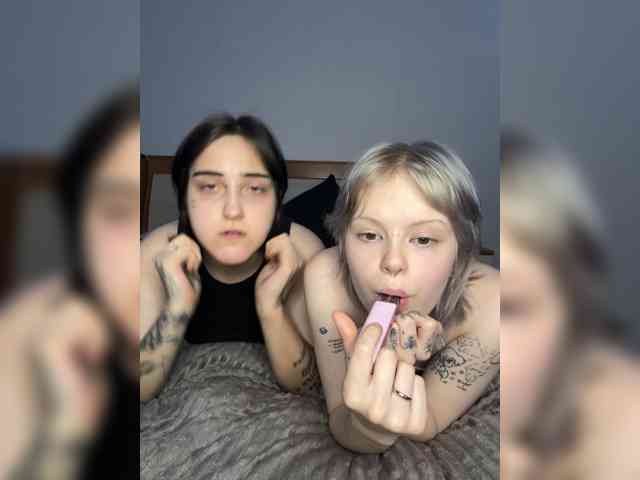 AliceAndMia