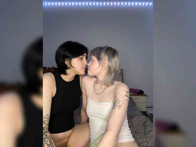AliceAndMia