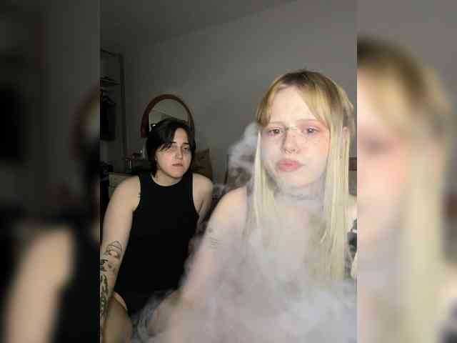 AliceAndMia