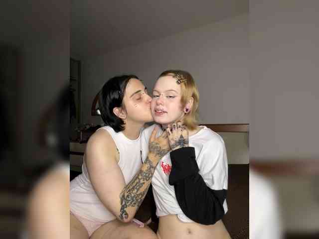 Model: AliceAndMia
