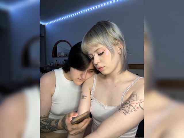 AliceAndMia