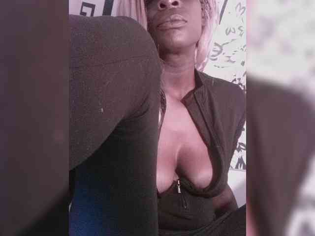 Alexismerton1 webcam
