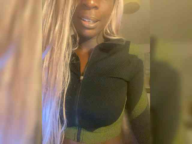 Alexismerton1 webcam
