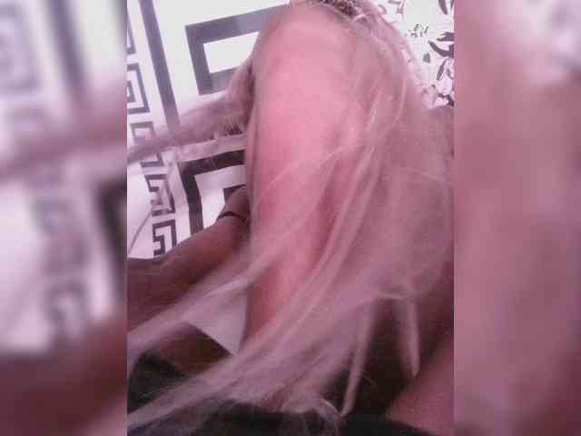 Alexismerton1 webcam