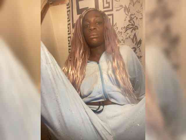 Alexismerton1 webcam
