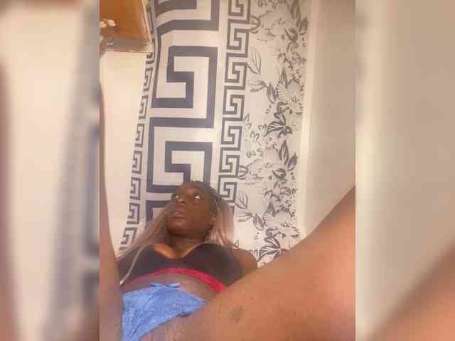 Alexismerton1 webcam