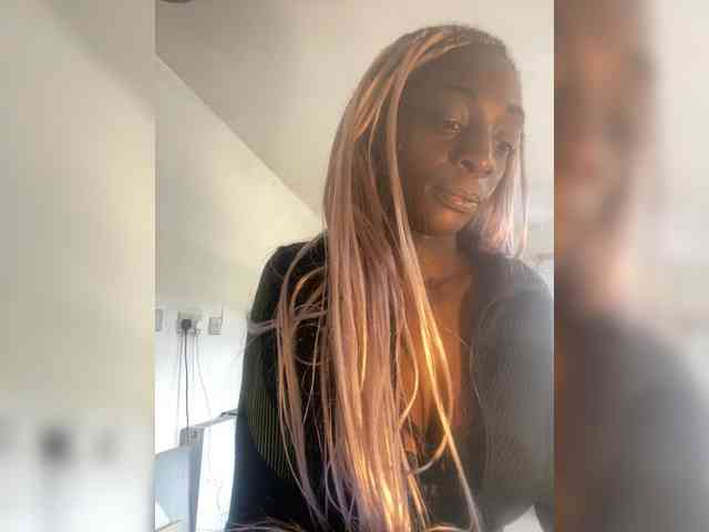 Alexismerton1 webcam