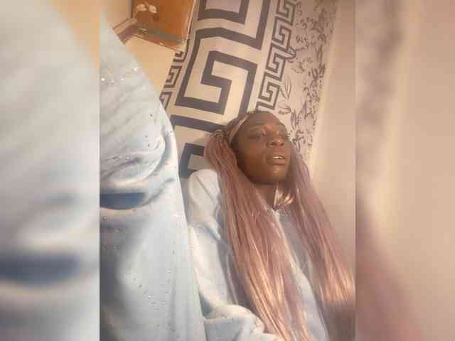 Alexismerton1 webcam