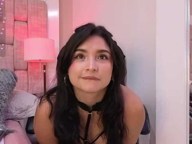 CharlotteWalker live cam on BongaCams