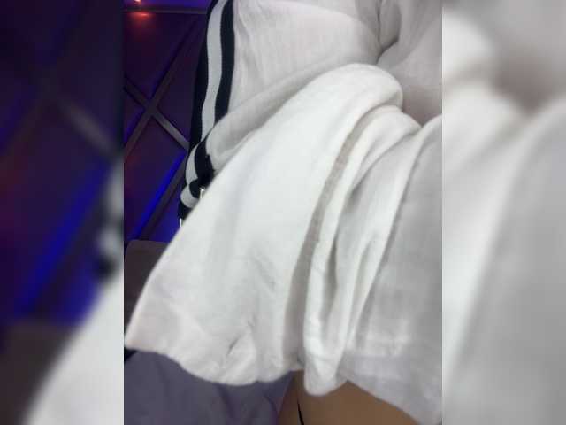 CharlotteWalker live cam on BongaCams