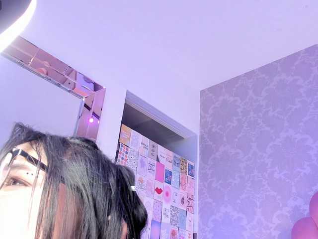 CharlotteWalker live cam on BongaCams