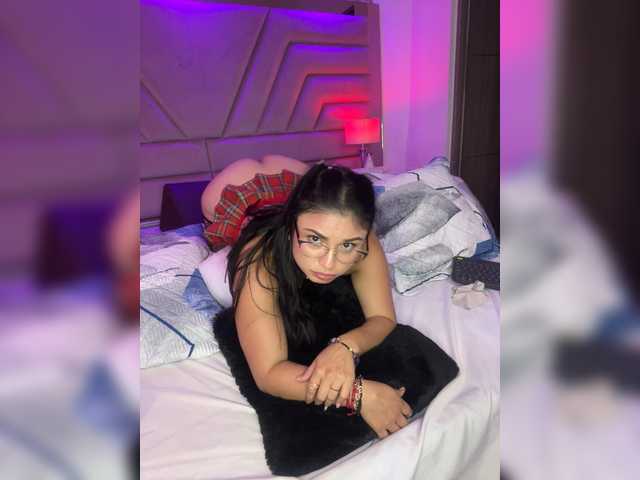 CharlotteWalker live cam on BongaCams