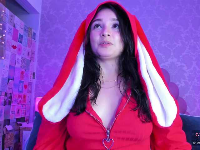 CharlotteWalker live cam on BongaCams
