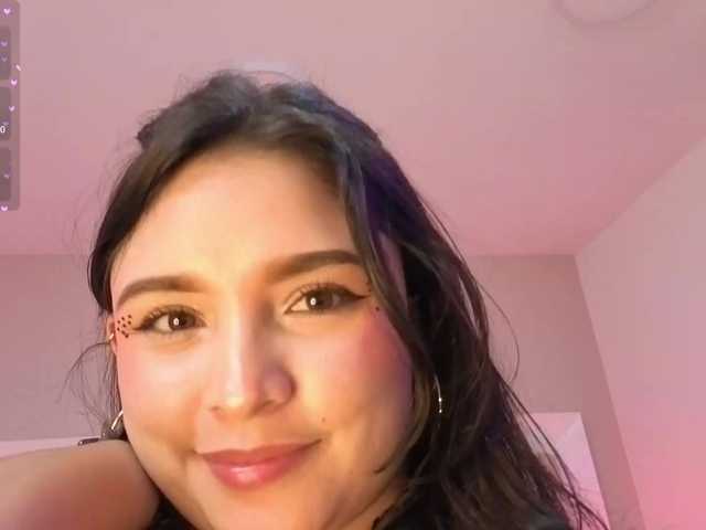 CharlotteWalker live cam on BongaCams