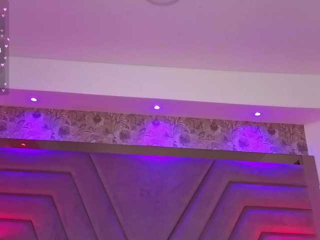 CharlotteWalker live cam on BongaCams