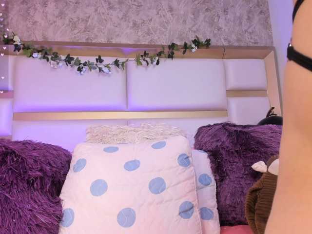 CharlotteWalker live cam on BongaCams