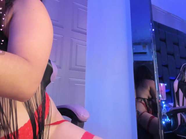 CharlotteWalker live cam on BongaCams