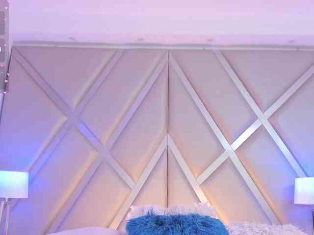CharlotteWalker webcam
