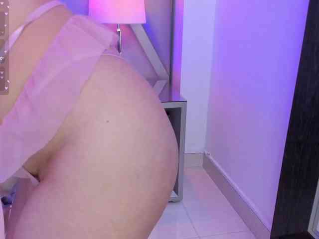 CharlotteWalker webcam